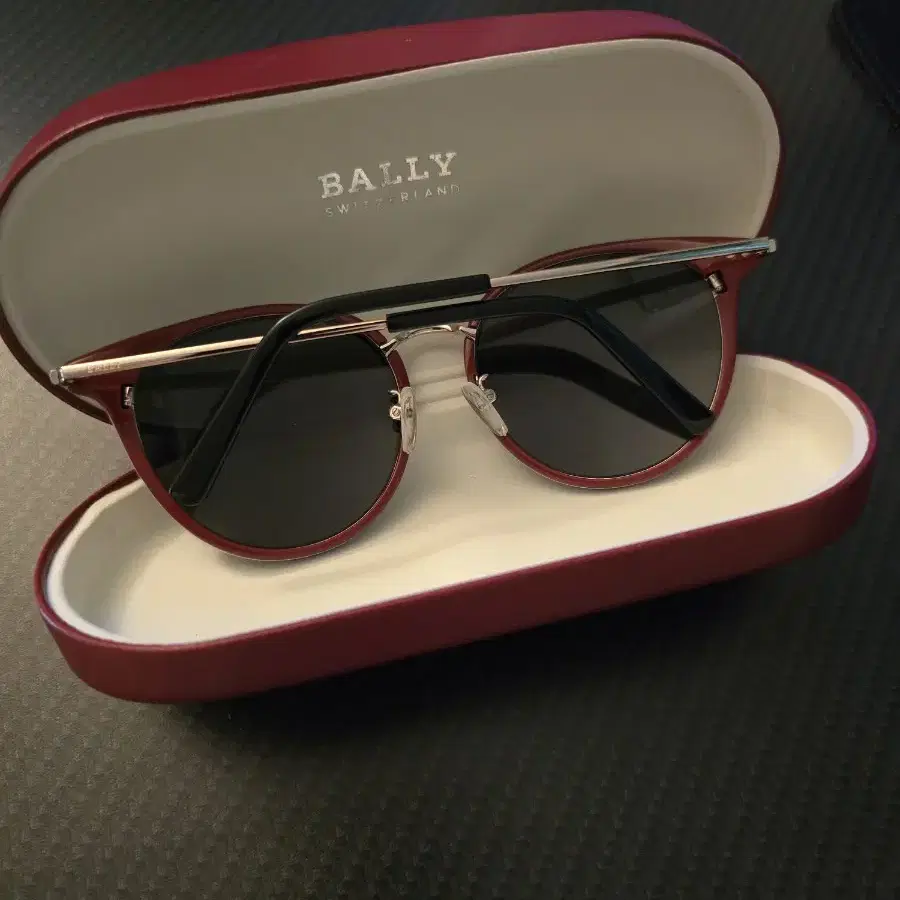 BALLY 선글라스