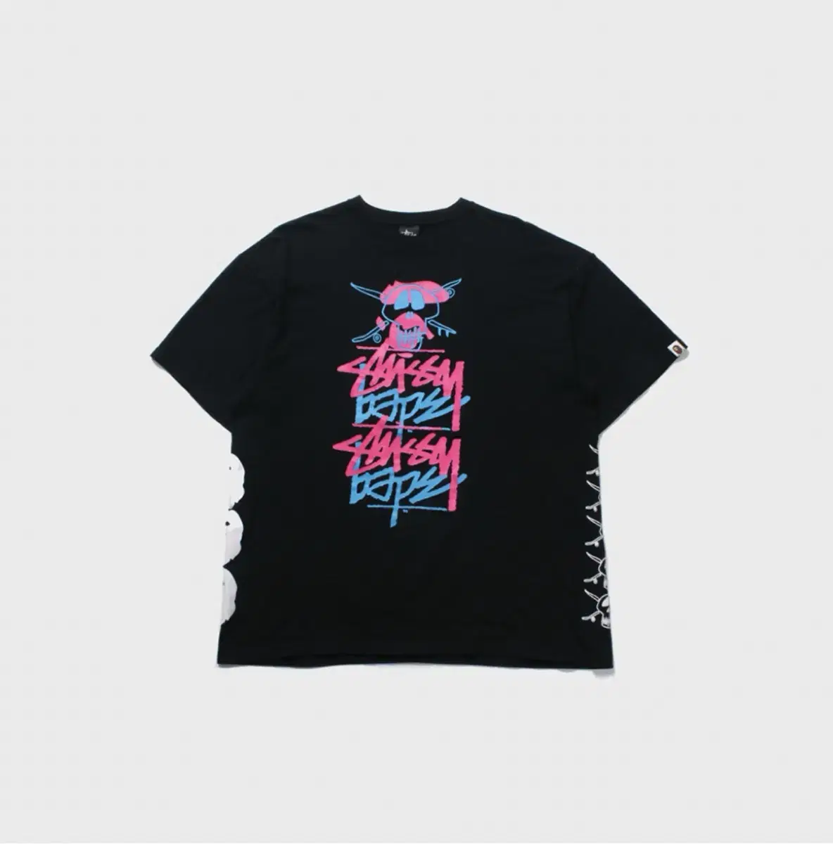 This is STUSSY x A BATHING APE XL