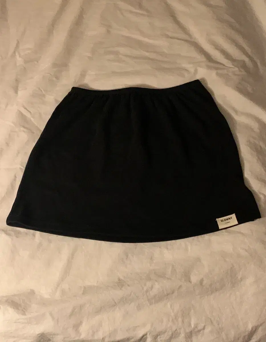 글로니 G CLASSIC MINI SKIRT (BLACK)