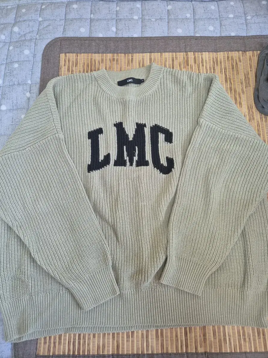 LMC Knit 2 sizes