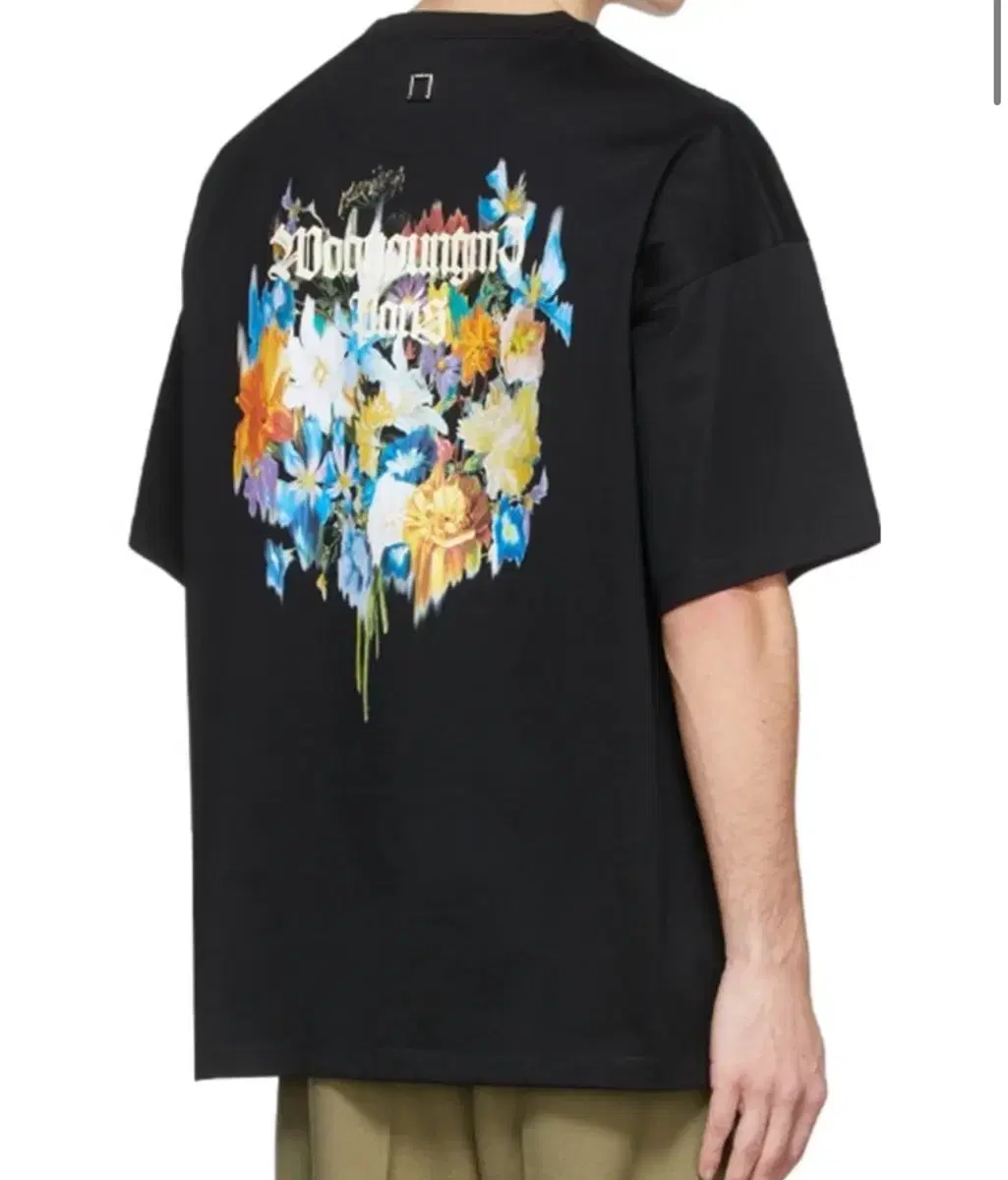 [48] Wooyoung Mi Woo Bouquet Flower T-shirt