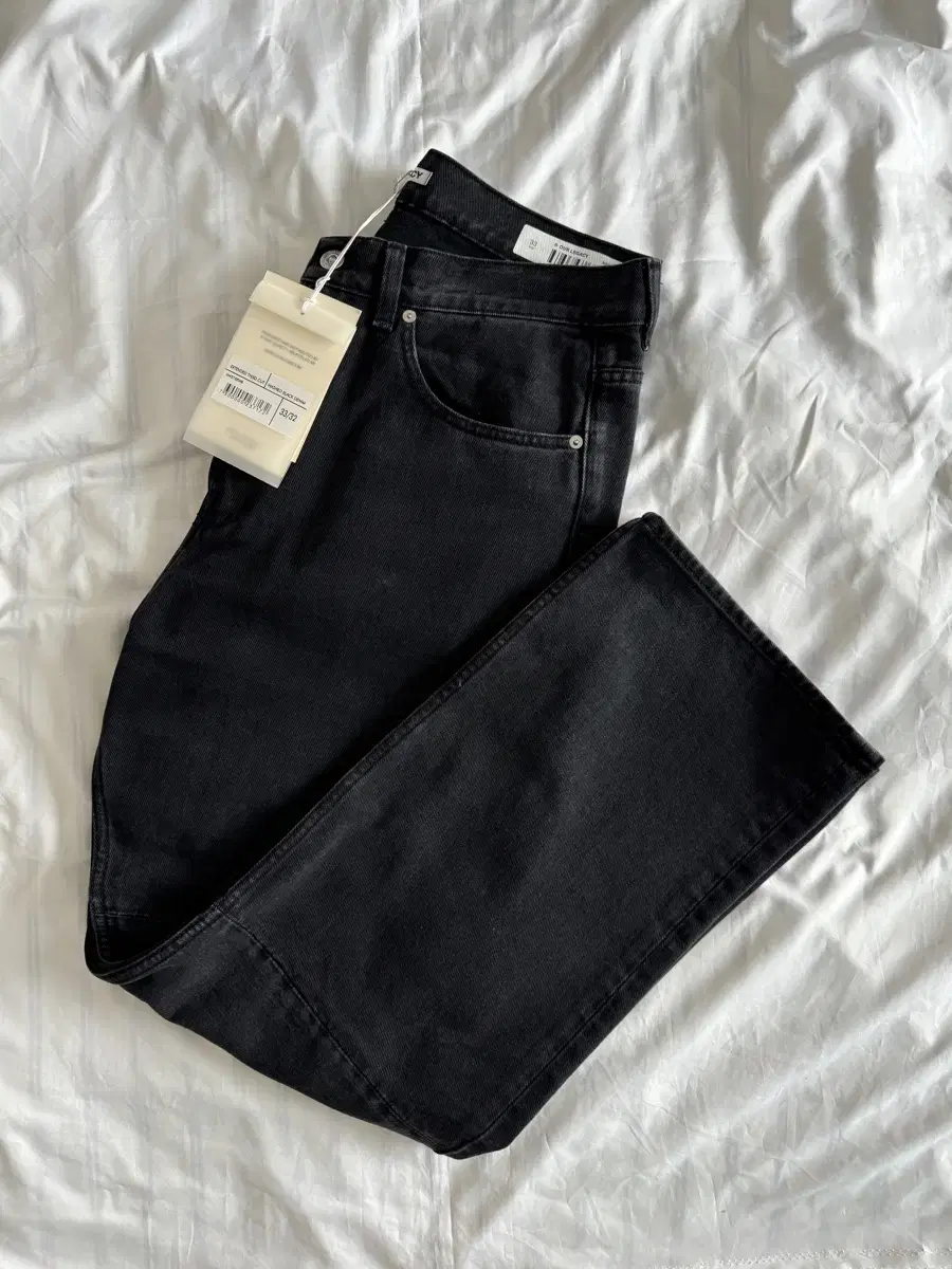 [33] Haregashi Third Cut Washed Black