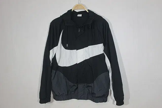 Nike  나이키 빅시우스 바람막이 XL