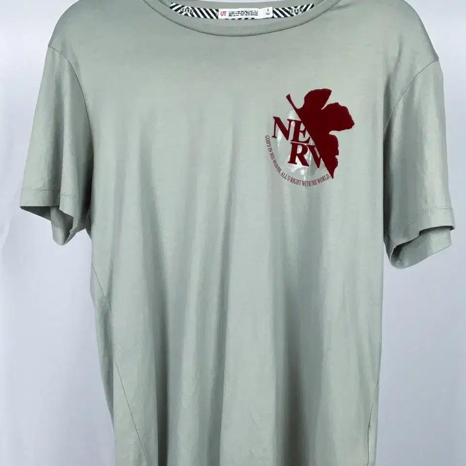 UNIQLO EVANGELION NERV Printed T-shirt