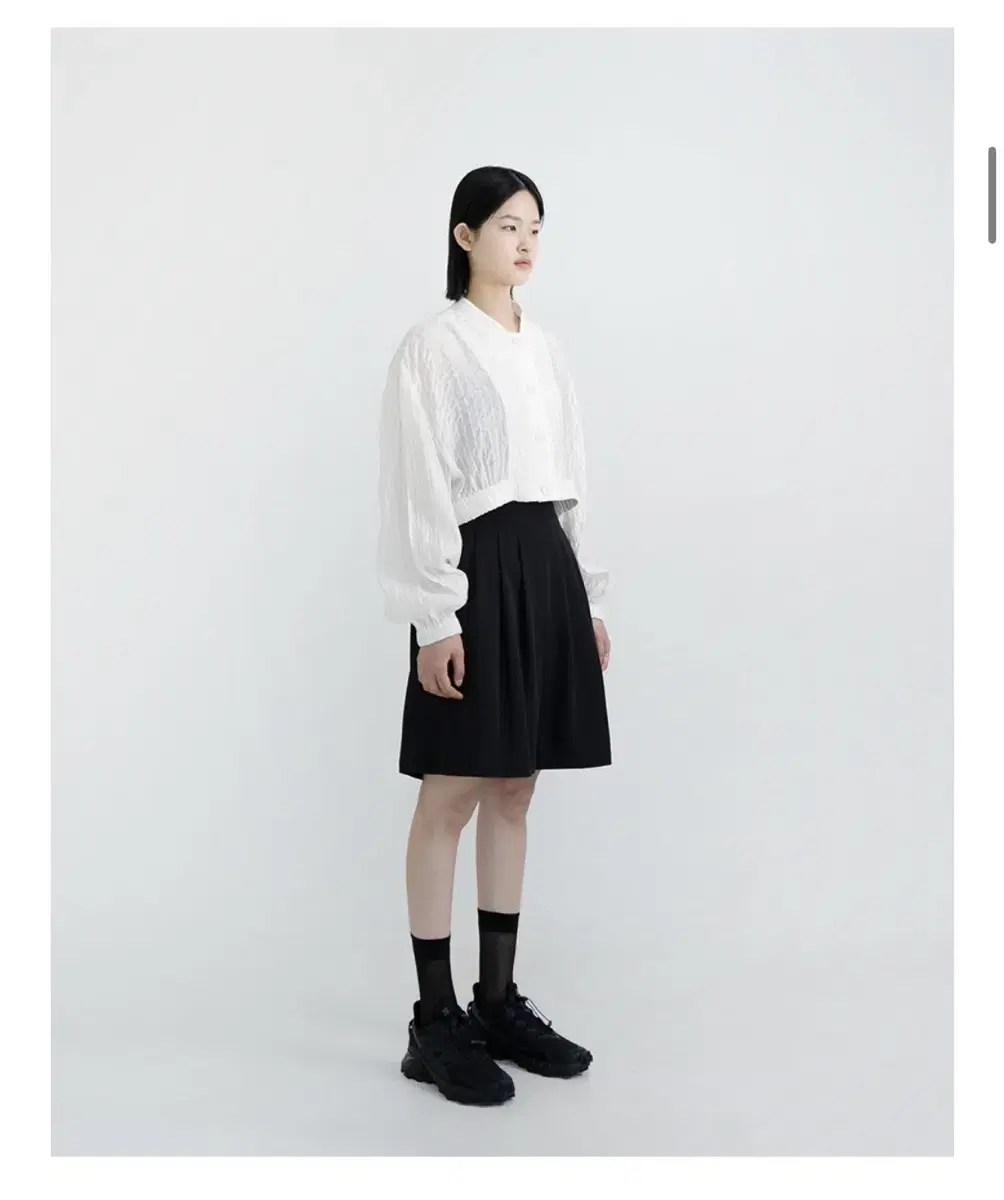 유노이아  S/S Solid Short Pants