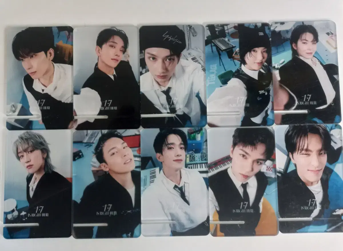 Seventeen's best albums pre-order benefit cradle wts photocard â