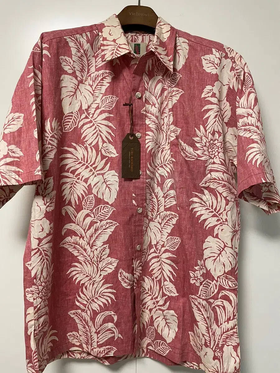 [Tory Richards Hawaiian shirt]