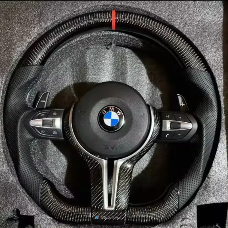 카본 D컷 BMW M핸들(열선,진동 추가가능)