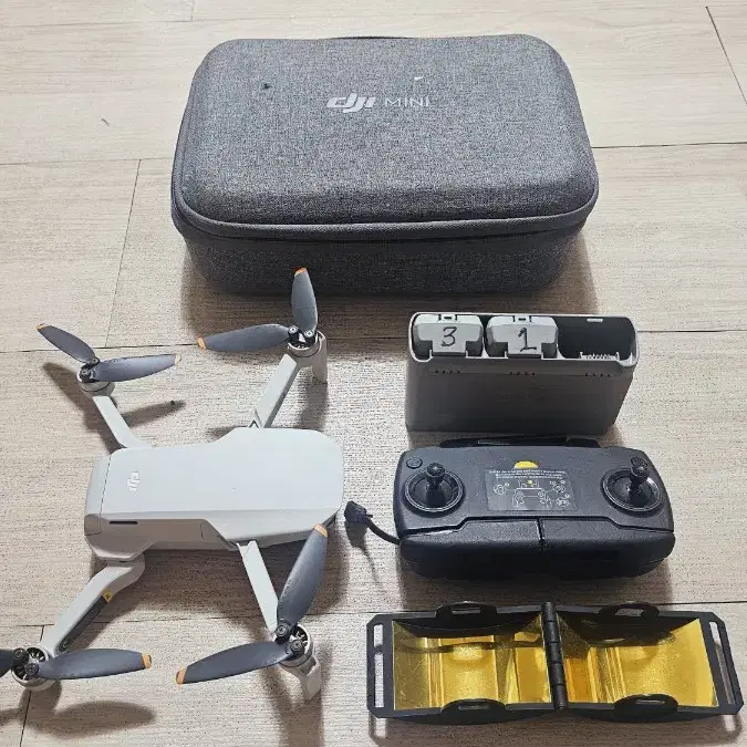 DJI 미니se 플라이 모어 콤보