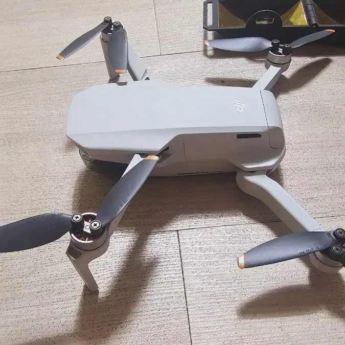 DJI 미니se 플라이 모어 콤보