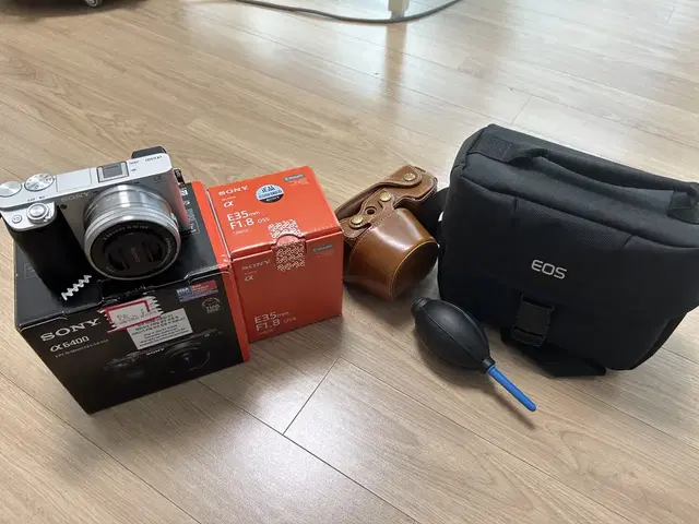 소니 a6400 / sony sel35F18 oss 여친렌즈 카페렌즈