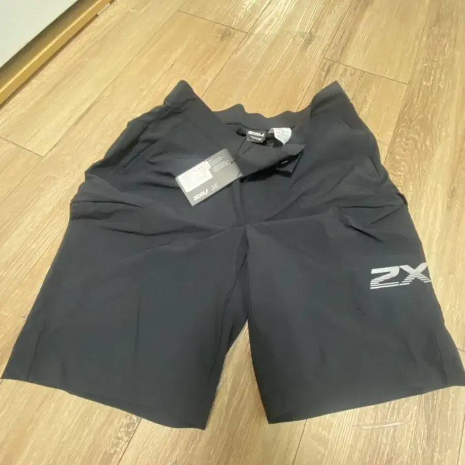 2XU 반바지 MTB 싸이클 러닝 등산 트레일 러닝 반바지 숏팬츠 미사용