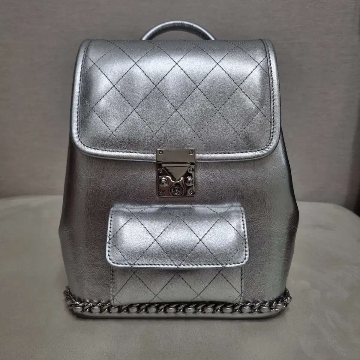 MyAiko AUDREY Backpack (Silver)