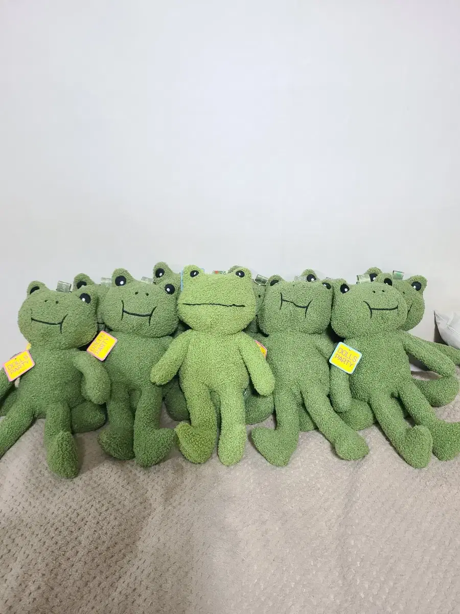 New Jeans haerin Frog Backpack Doll