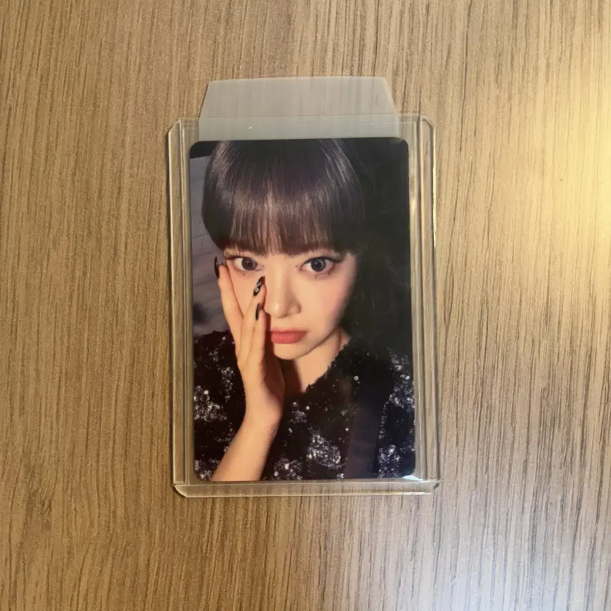 Quick sale 2.7)le sserafim hong eunchae eunchae Japan venue limited photocard WTS