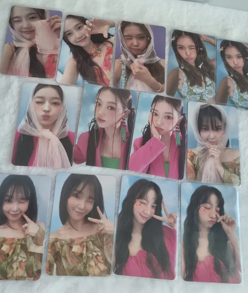 Oh My Girl 2023 season's greetings seasons greetings bulk WTS