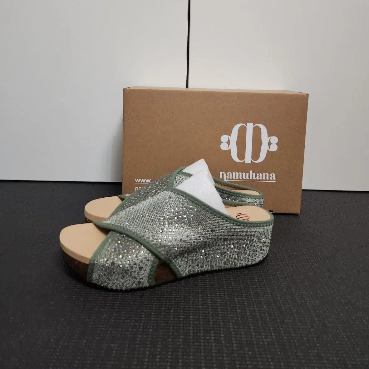 나무하나 RHINESTONES SLIPPERS  245~250 L사이즈