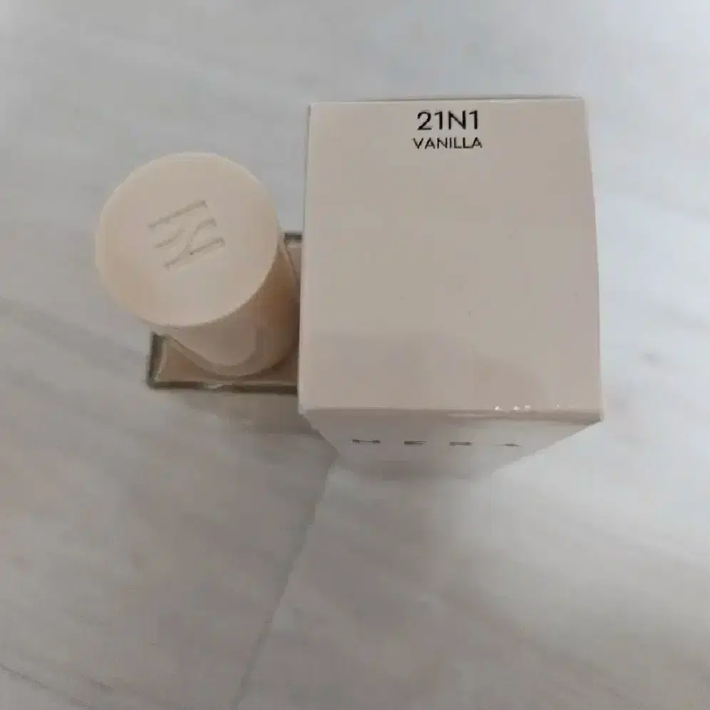 헤라 글로우 래스팅 파운데이션 21호 30ml