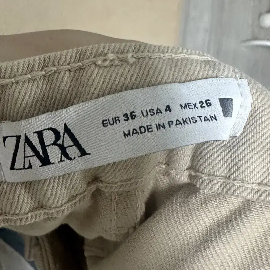 자라 zara 베이지 바지