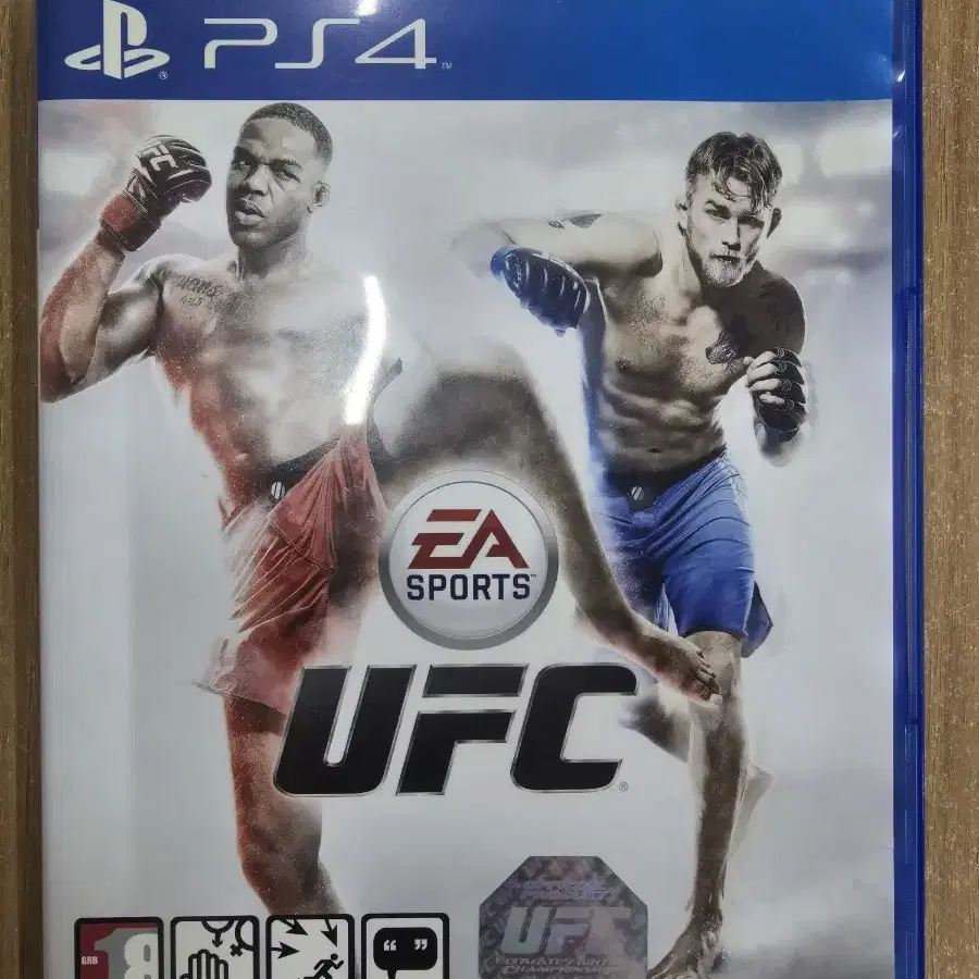 [PS4] 플스4 "UFC1" 판매합니다.