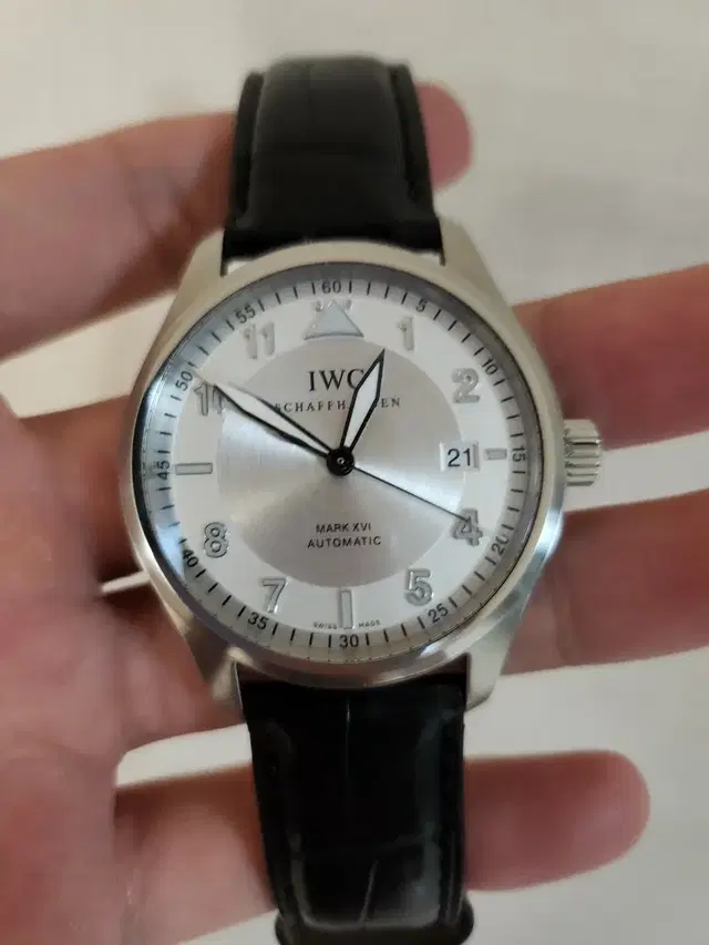 IWC 마크16 스핏파이어 가죽 39mm