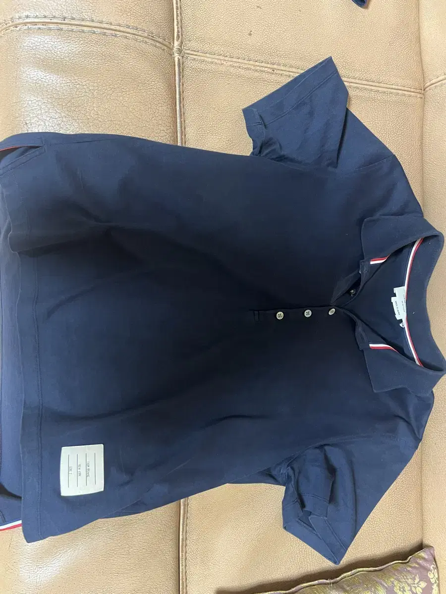 (Luxury professional laundry dry clean)Thom Browne Relaxed Fit Button Polo T-shirt (size 2)