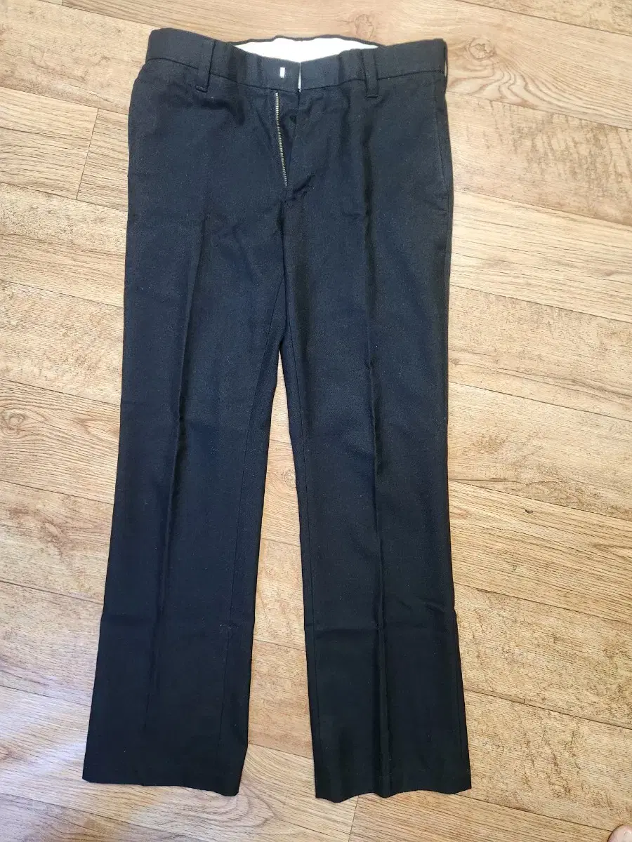 Wakomaria Navy Pants