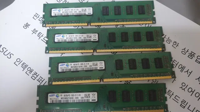 삼성 DDR3 4기가 램 X 4개 PC3-10600U 양면