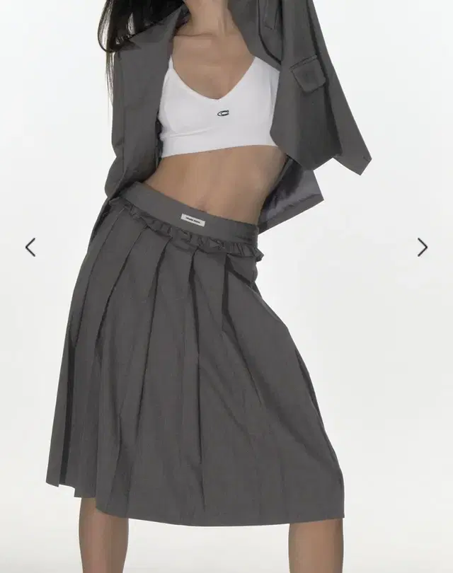 크랭크 미디 스커트 FRILL PLEATS MIDI SKIRT_GREY