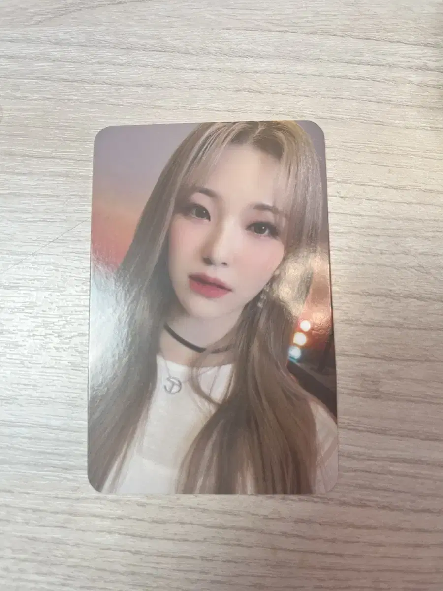 fromis 9 baek jiheon midnight guest dm soundwave pre-order benefit photocard sells