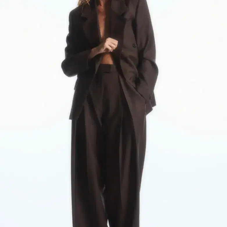 Cos WIDE-LEG PLEATED WOOL PANTS +실사