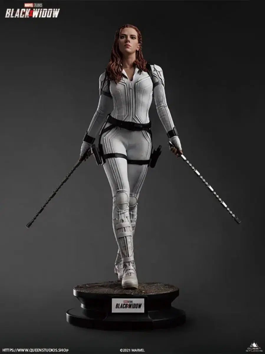 Queenstudio Black Widow White Suit Version