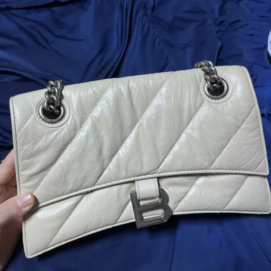 Balenciaga(발렌시아가) 716351 베이지 크러시드 카프스킨 C