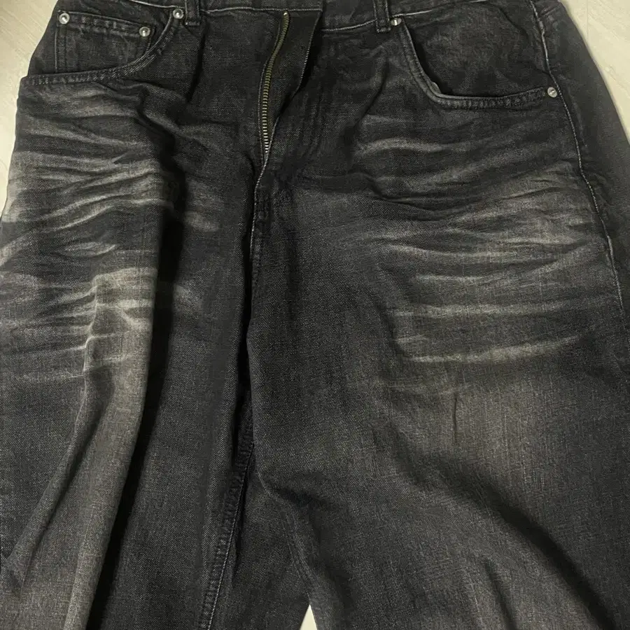 브랜디드 흑청 데님1702 BLACK WARRIOR JEANS 30