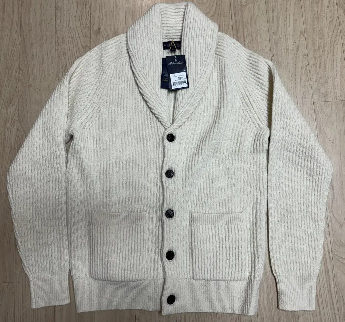 Brooks Brothers Classic Shawl Cardigan Natural M 100Recommended Price 39