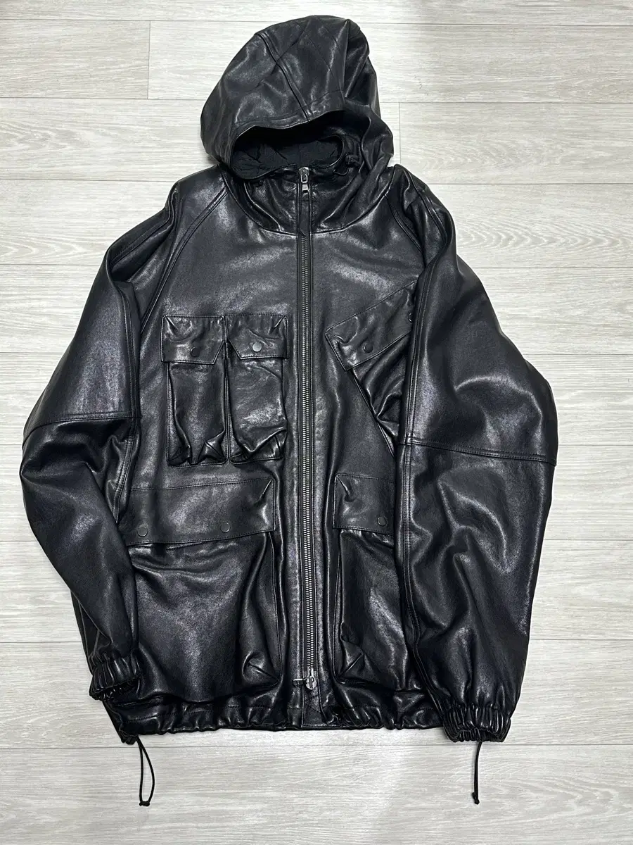 Essence Room Resurrection Leather Mountain Parka Black L