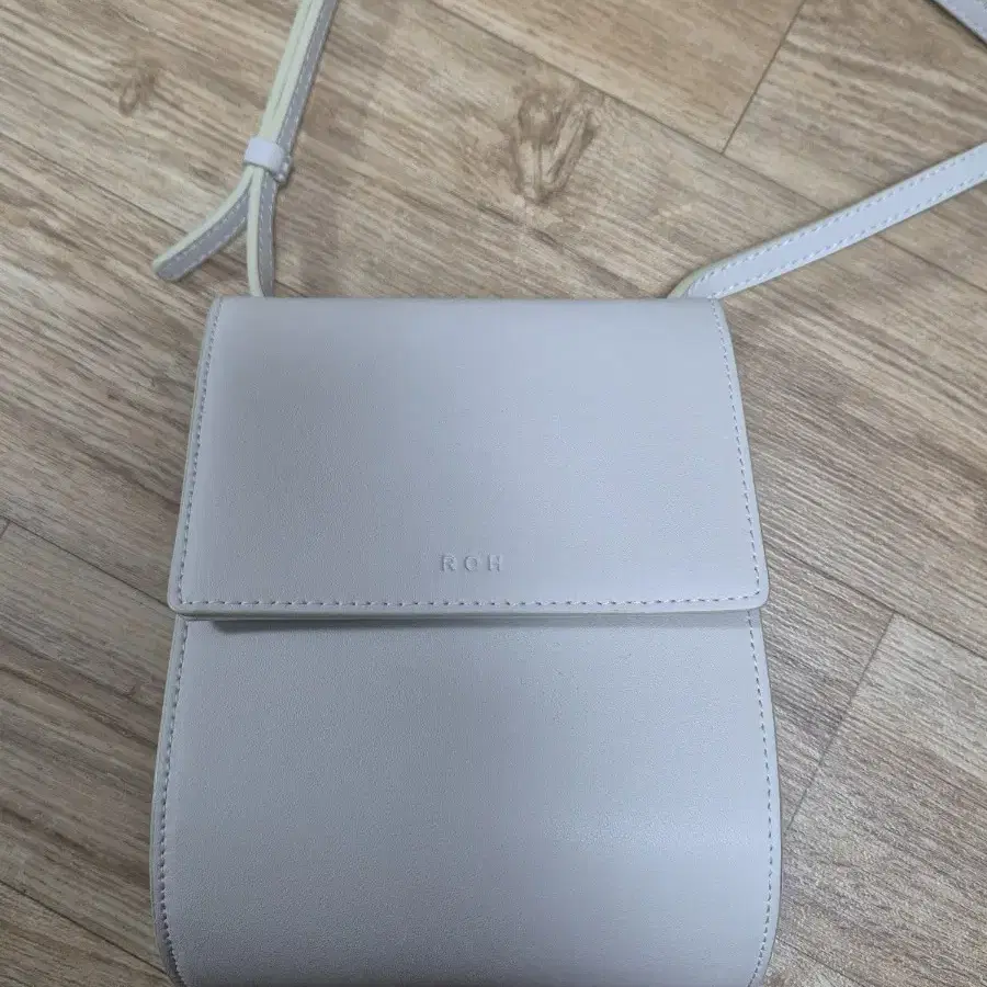 포체테 크로스바디백 Pochette crossbody