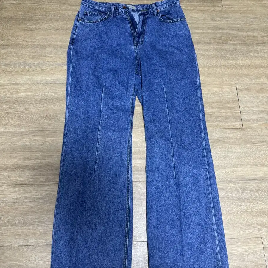 마틴플랜 Comfy Wide Jeans - MEDIUM BLUE