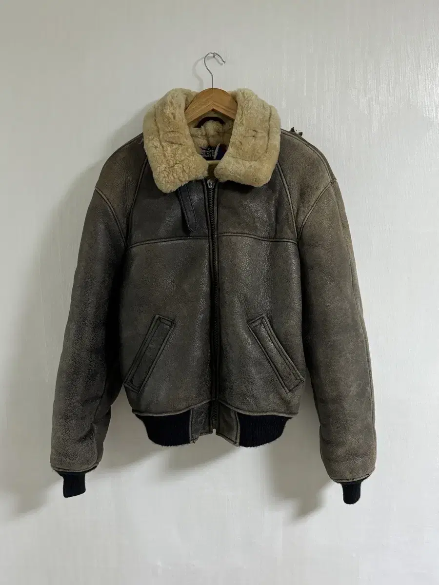 80s USA Short B6 Sheepskin Mustang Jacket