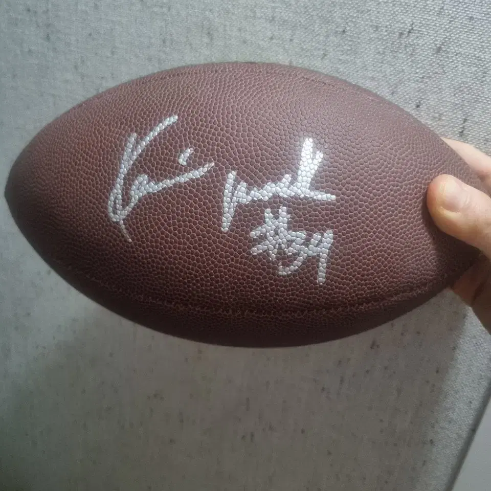 윌슨 미식축구공 kevin mack signed