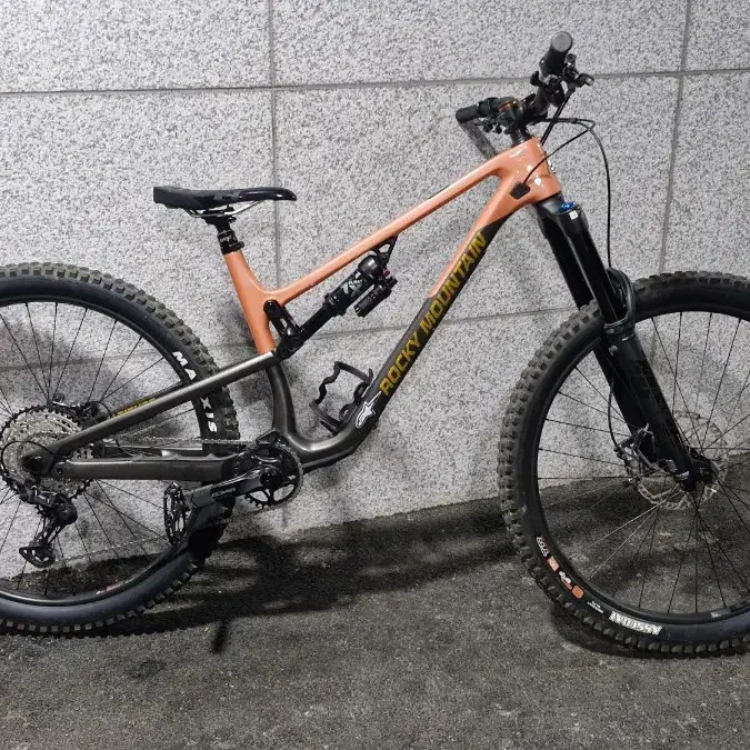 록키 알티튜드 카본 50 mtb 엔듀로 대차 급처