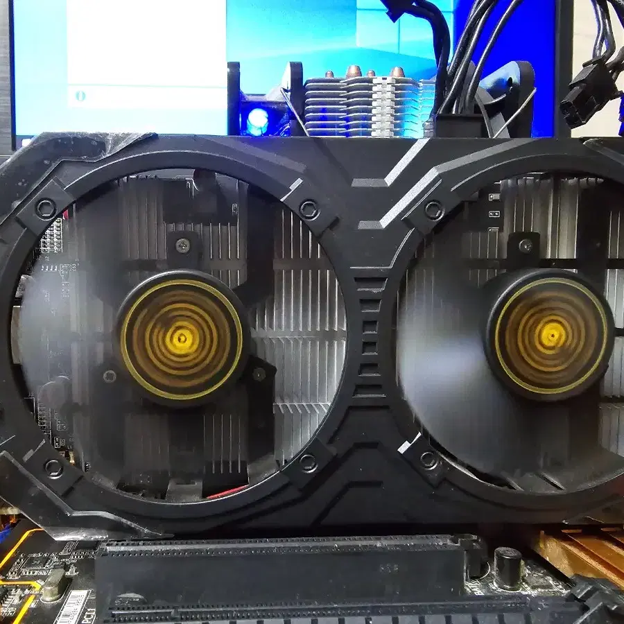 PC부품 그래픽 카드 GTX 1050 TI 4G