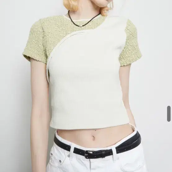 라티젠 L3 CUTOUT SHORT SLEEVE T-SHIRT(KHAKI