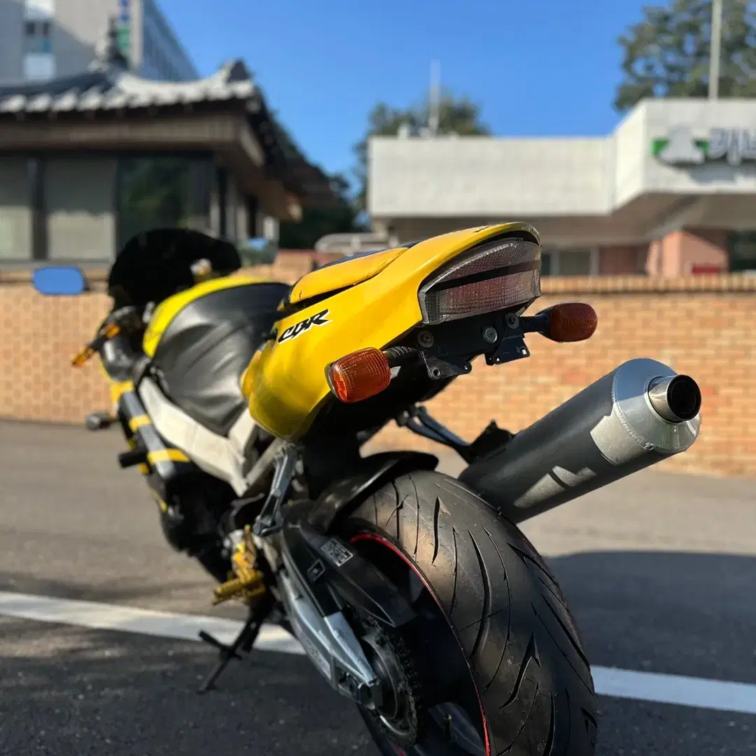 CBR900R