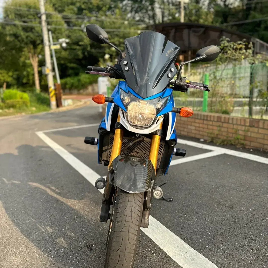 스즈끼 GSR750A