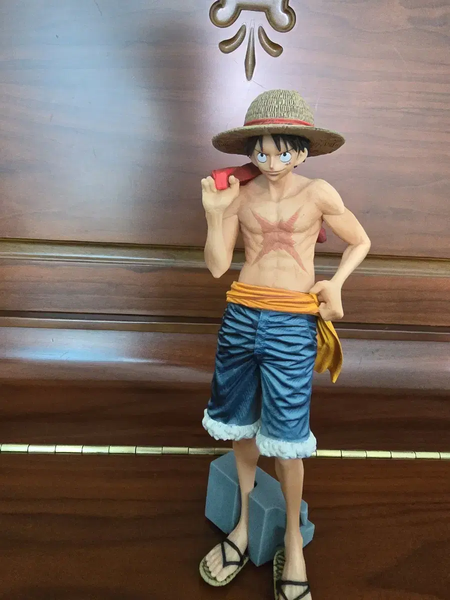 ONEPIECE Magazine Luffy Figures