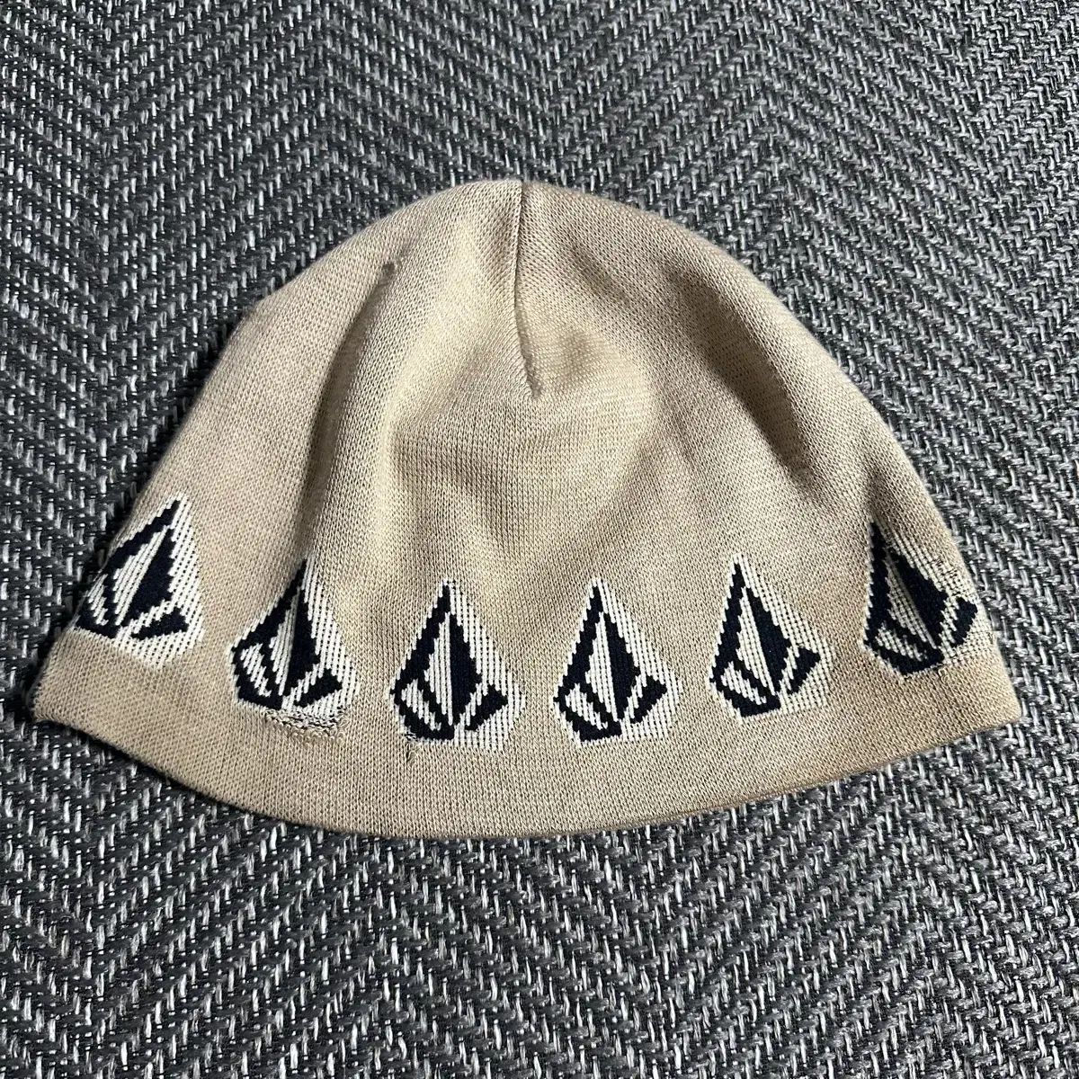 Volcom 비니