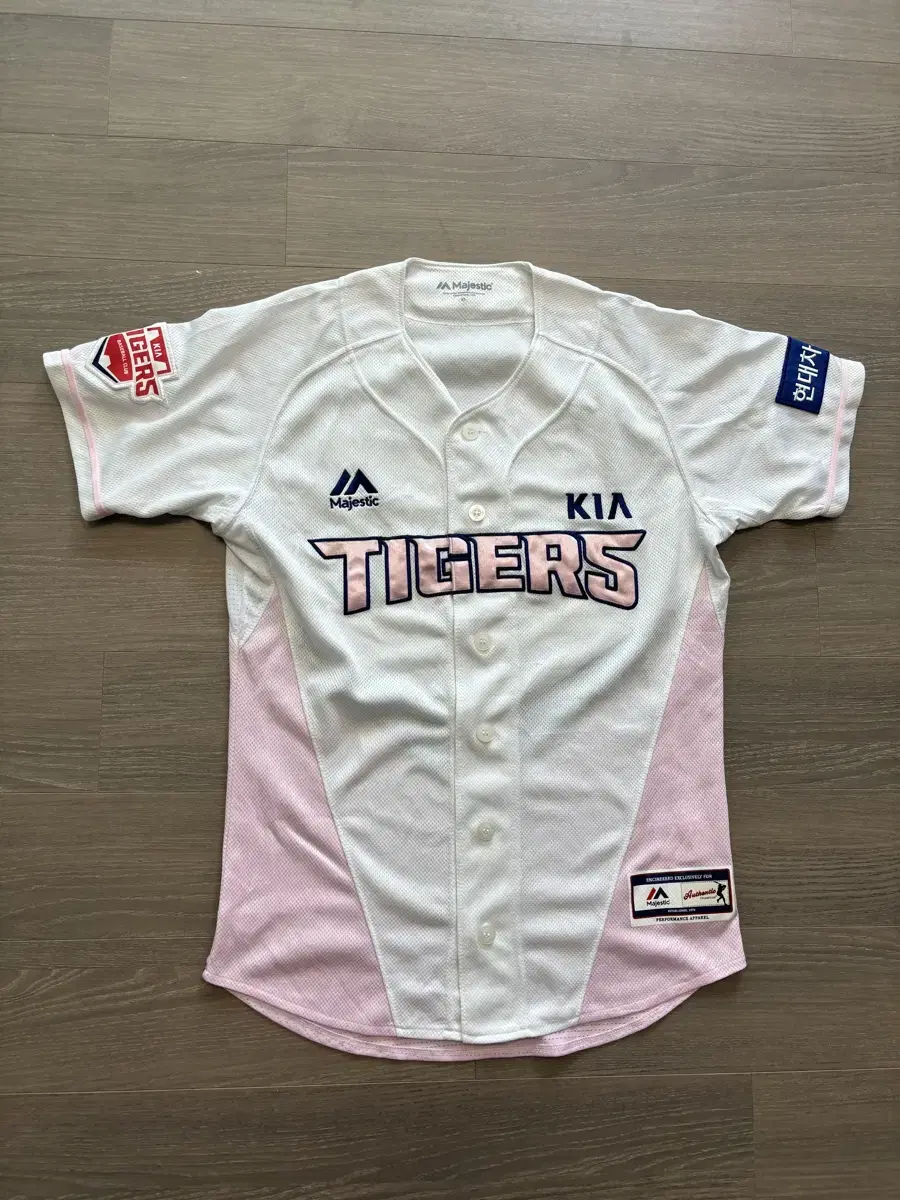 Kia Tigers Ladies dey Pink jerseys 85