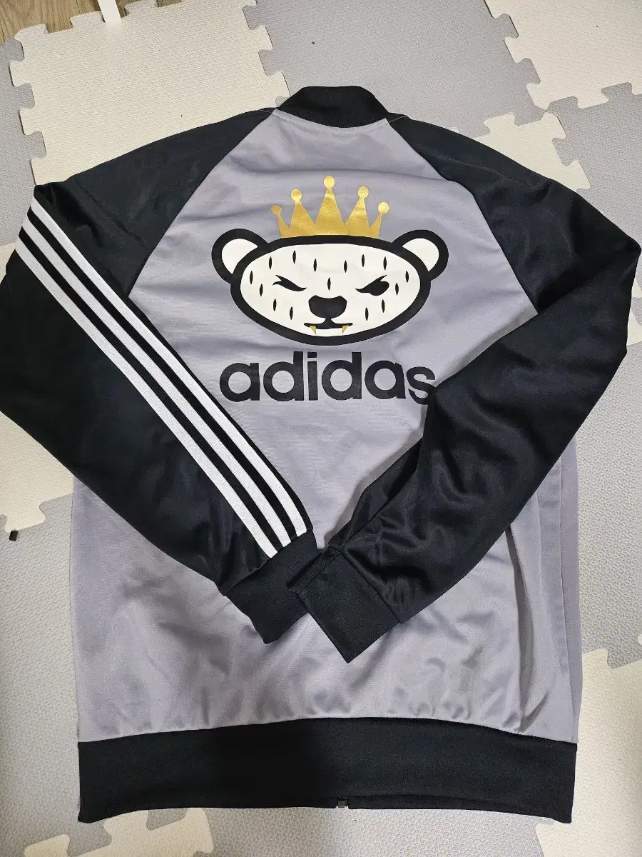 adidas Nigobear Jersey