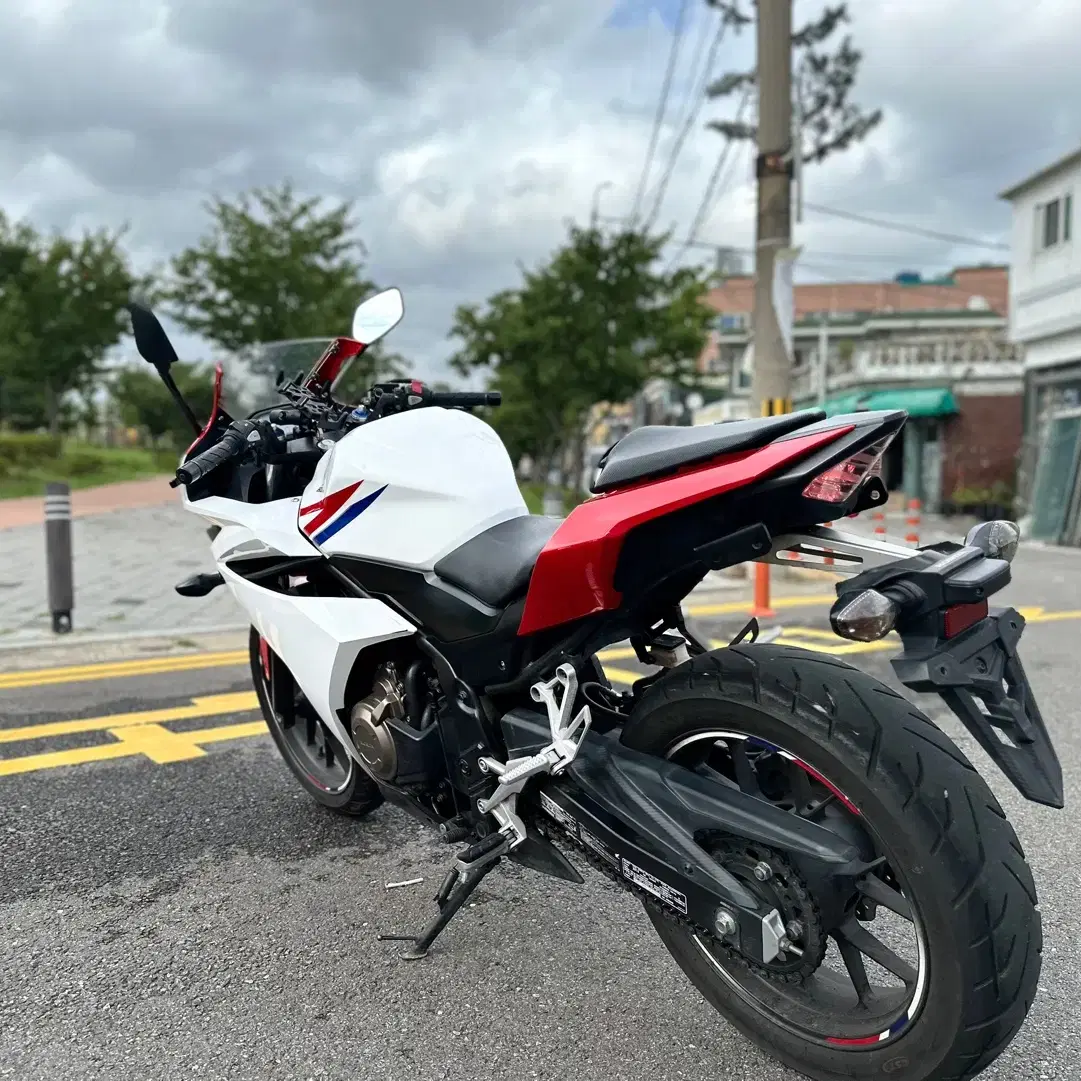 16년식 cbr500r 배기튜닝 싸게팝니다.